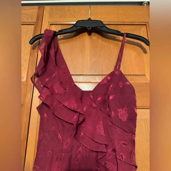 Lulus Burgundy Floral Jacquard Ruffled Maxi Dress - Picture 5 of 6